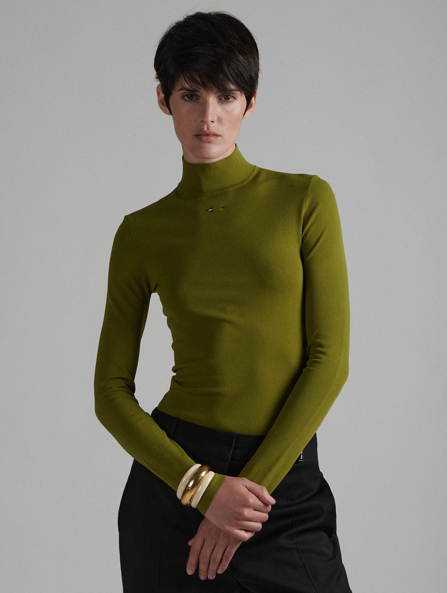 Olive green second skin sweater