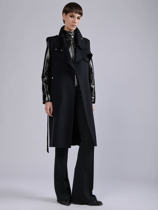 Black double-face sleeveless coat