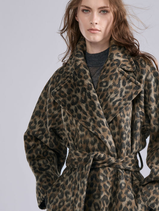 Leopard jacquard belted short coat