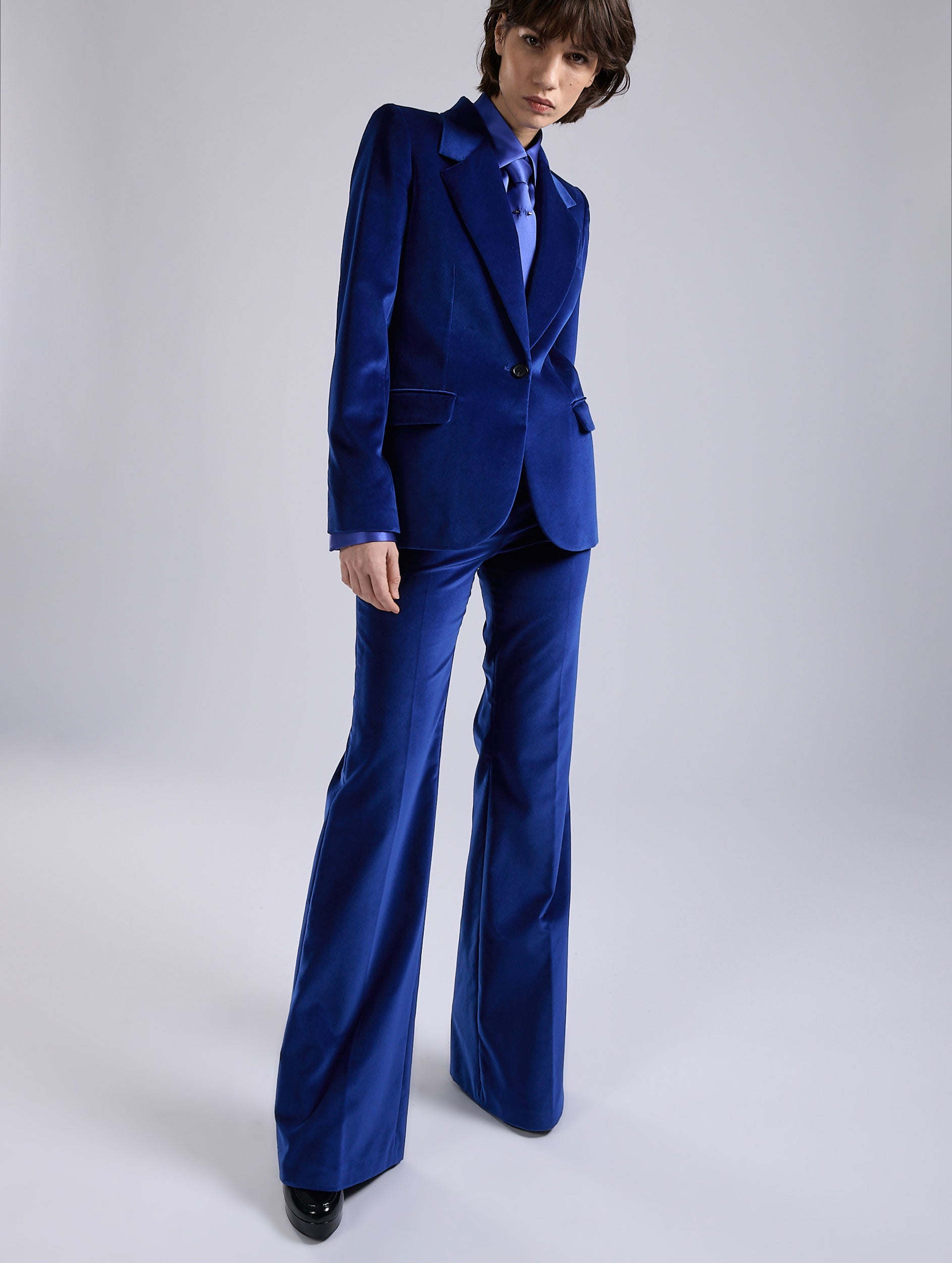 Women Ready-to-wear| Blue velvet flare trousers