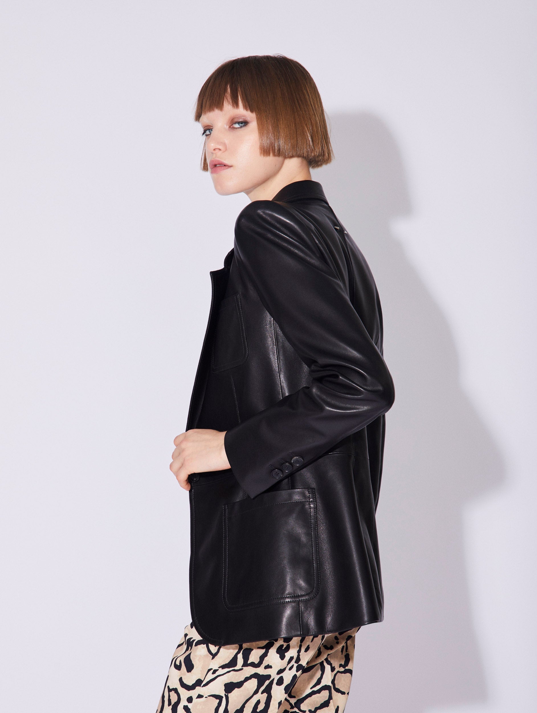 Women Ready-to-Wear | Black plongé lambskin leather jacket