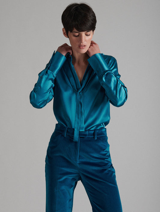 Turquoise silk satin pussybow shirt