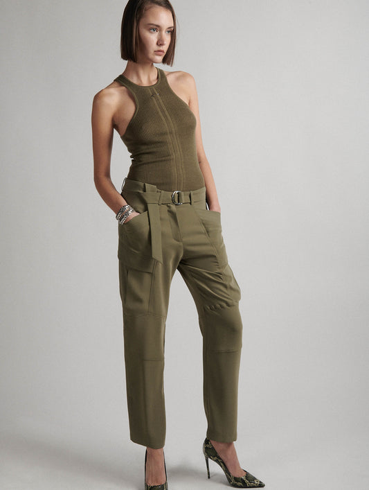 Belted battle trousers in khaki fluid crepe