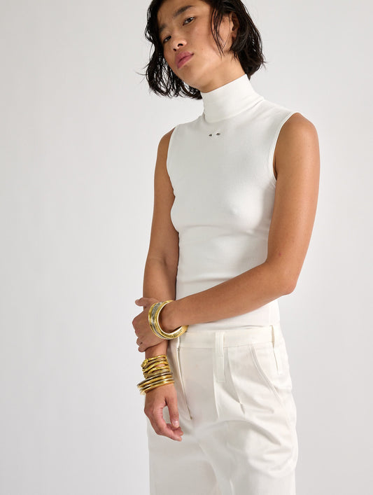 White second-skin sleeveless high-neck sweater