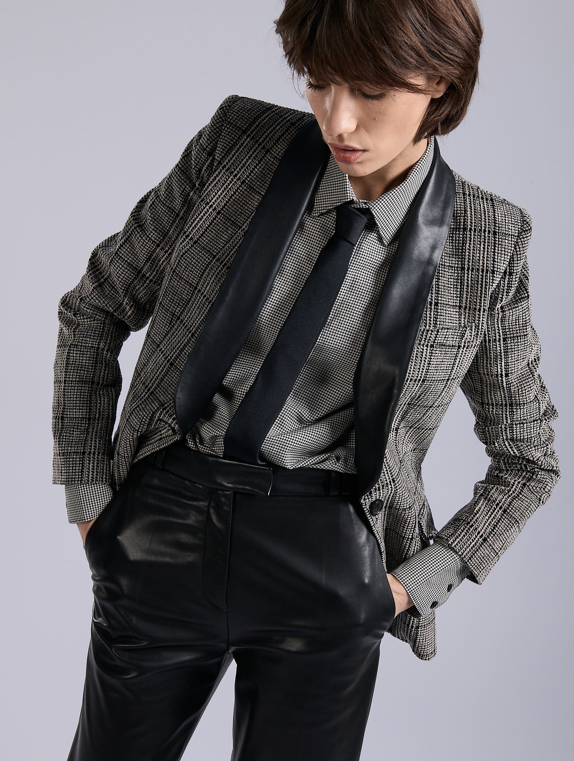 BUI de Barbara Bui バルバラビュイ ラムファー付き ジャケット Designer jackets collection for women | Barbara Bui Official