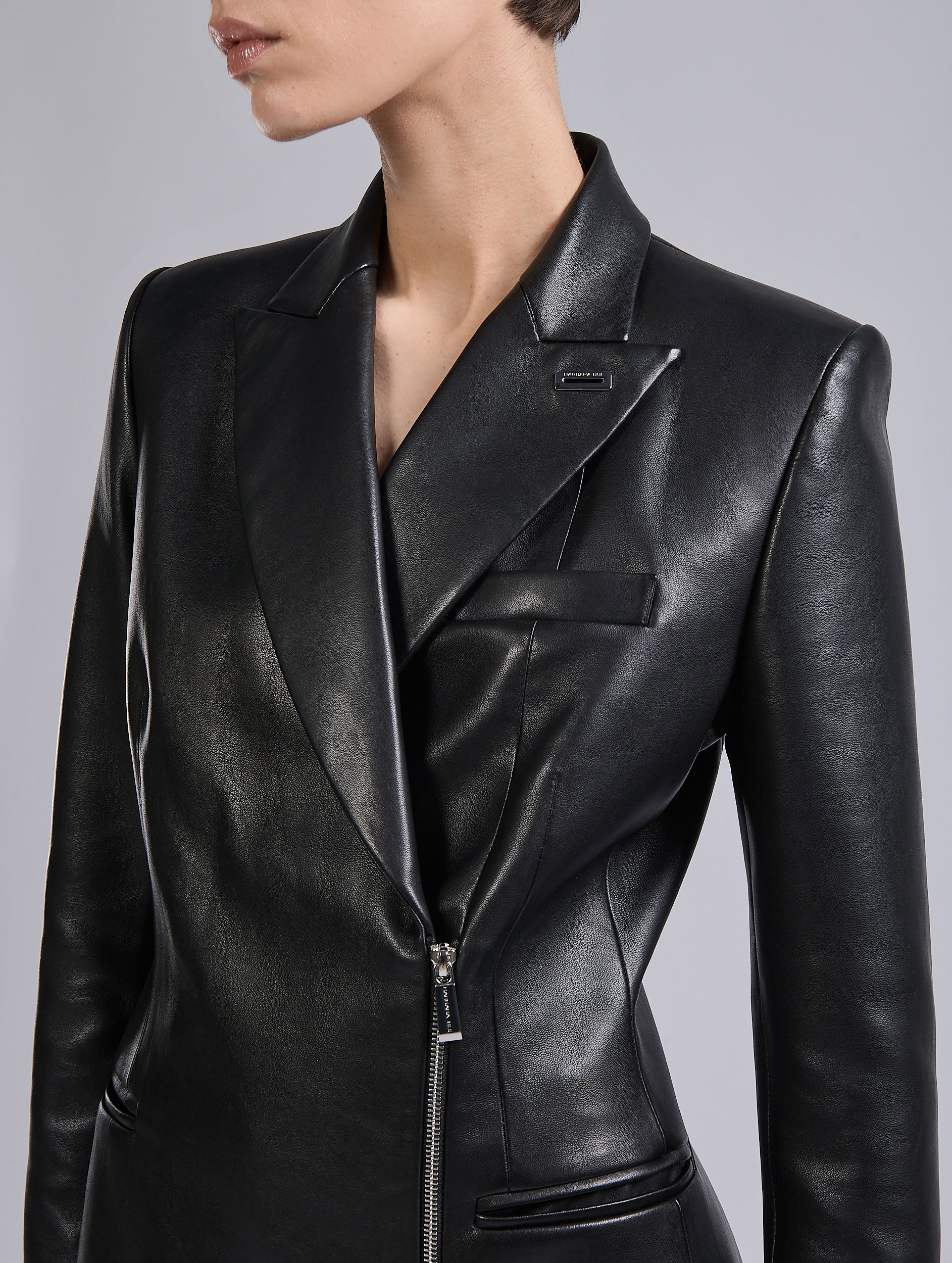 Women Ready-to-wear| Black plongé leather jacket | Barbara Bui