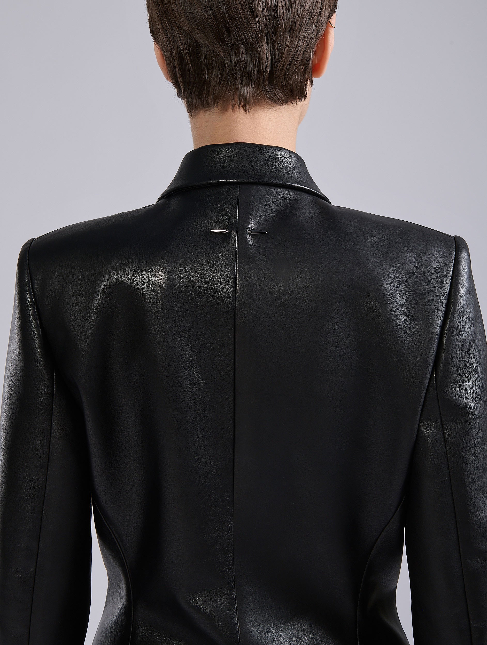Women Ready-to-wear| Black plongé leather jacket | Barbara Bui