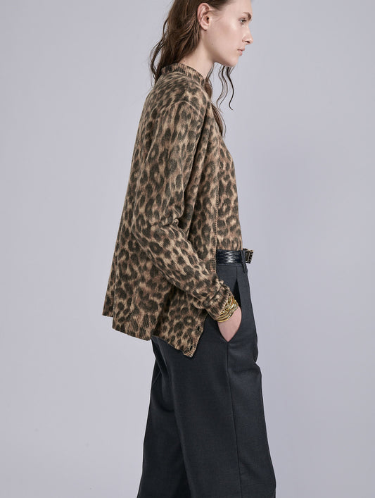 Leopard-print knit cardigan