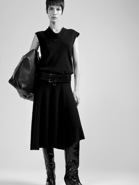 Black wool and cashmere sleeveless sweater