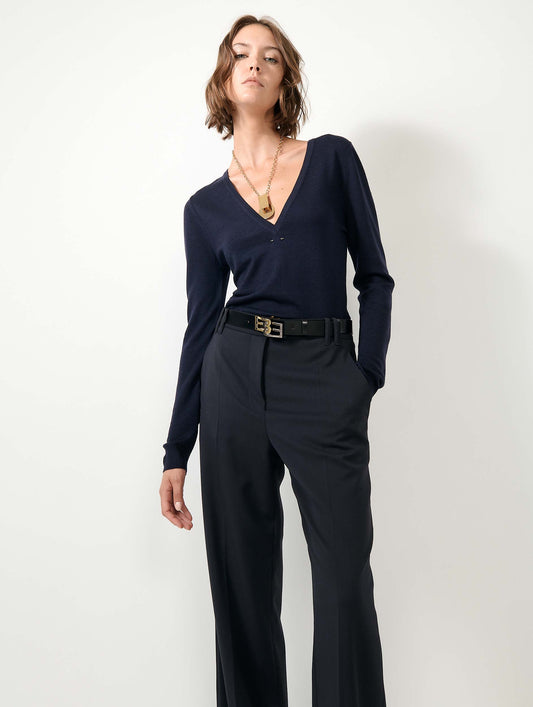 Navy extra-fine merino knit V-neck sweater