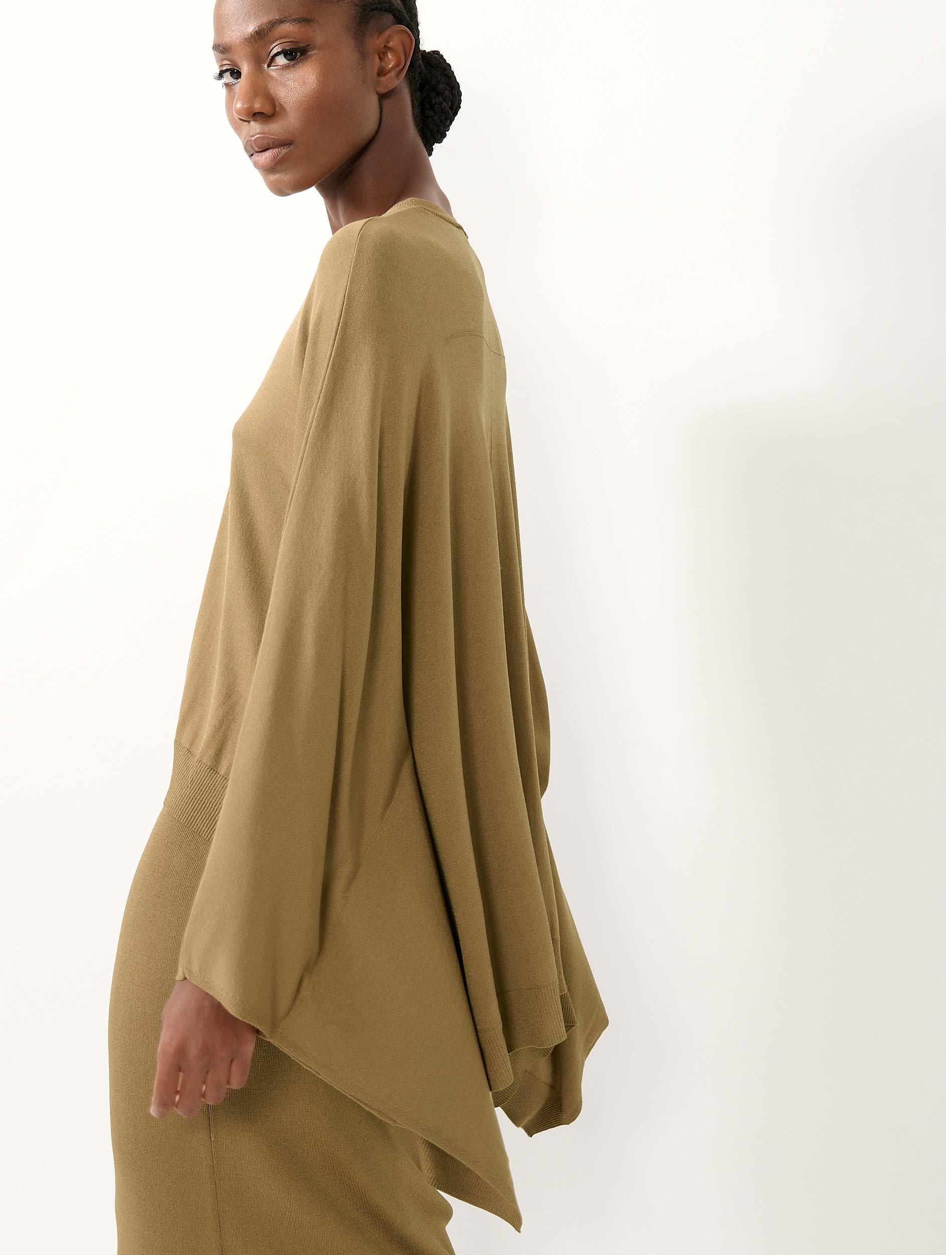 Women Ready-to-wear and Accessories | Spring/Summer | Barbara Bui