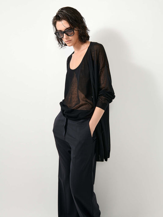 Black extra-fine knit tank top