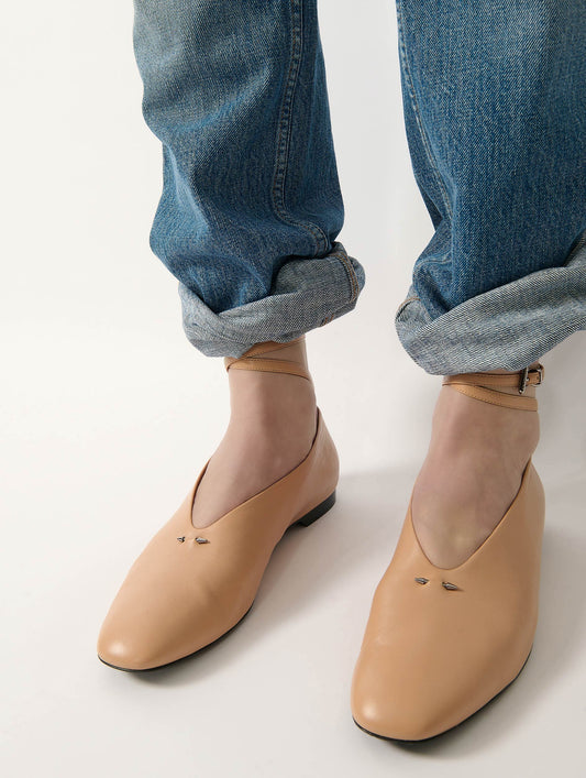 Camel leather ankle-strap ballet flats