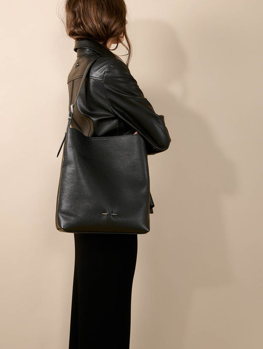 "B. Fore" bag in black leather