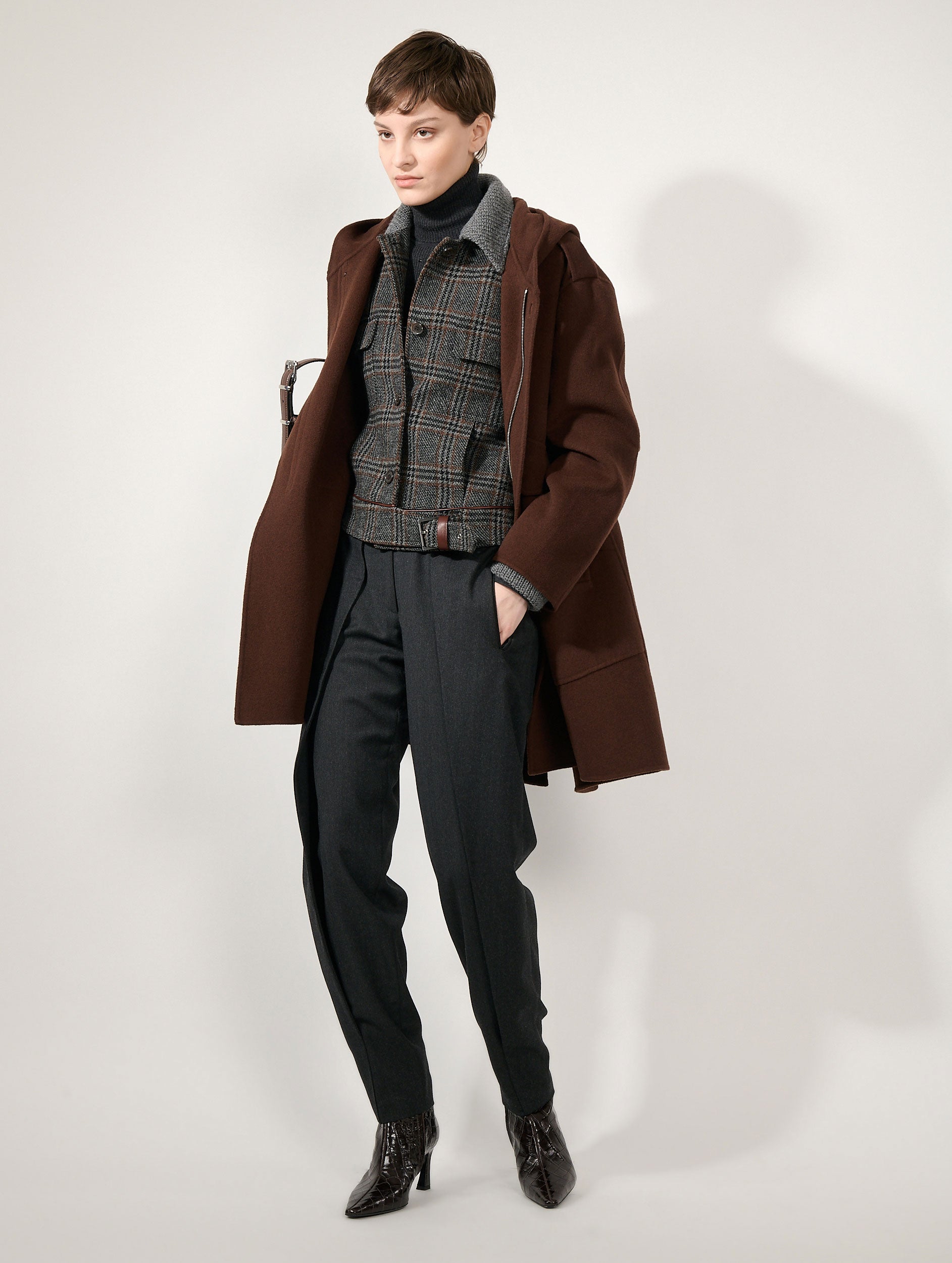 Designer outerwear for women : coats, capes, parkas, jackets