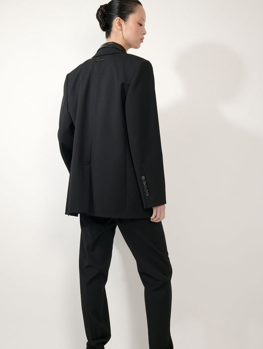 Straight-cut jacket in black wool gabardine