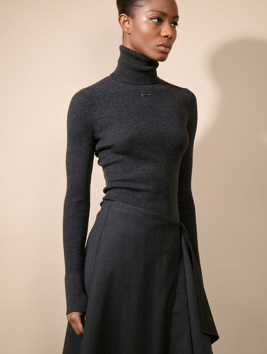 Anthracite merino knit turtleneck sweater