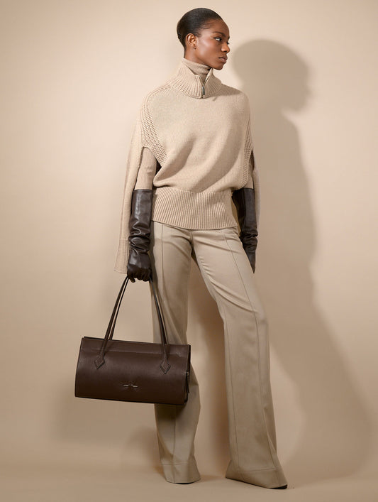Sand merino knit sweater with detachable collar
