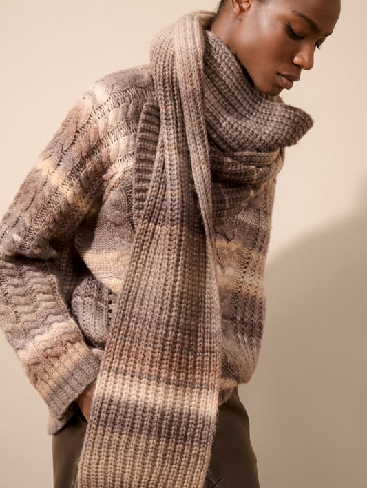 Gradient cable-knit V-neck sweater