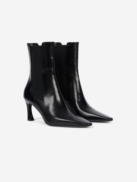 Black leather elasticated comma-heel ankle boots