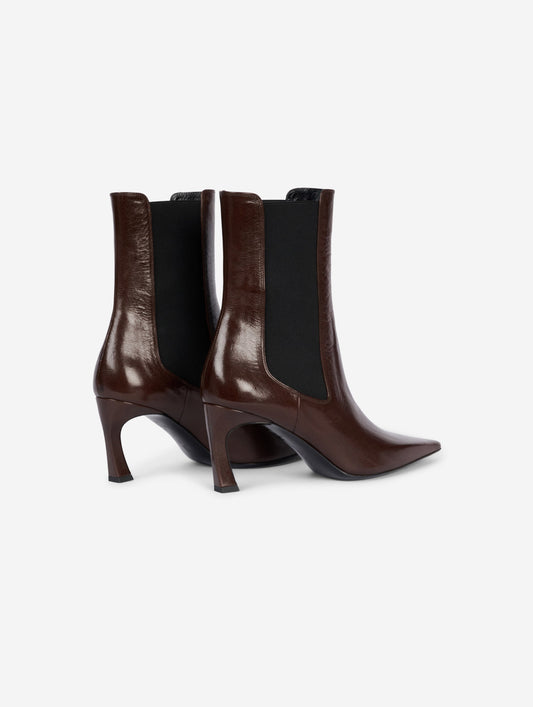 Brown leather elasticated comma-heel ankle boots