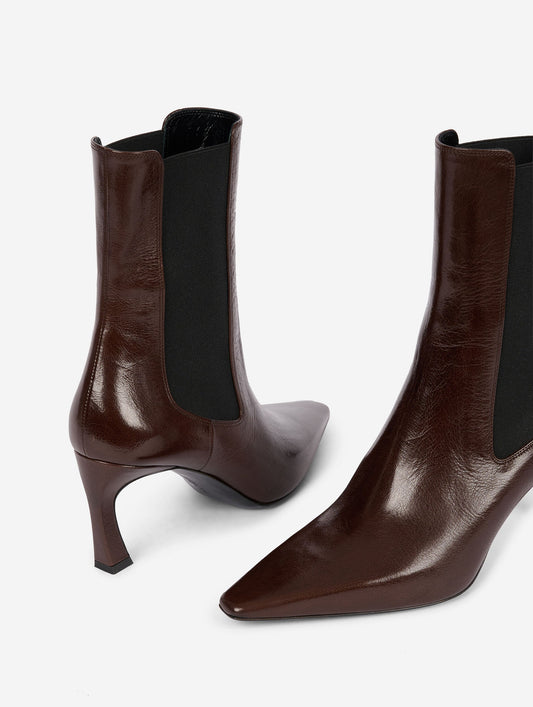 Brown leather elasticated comma-heel ankle boots
