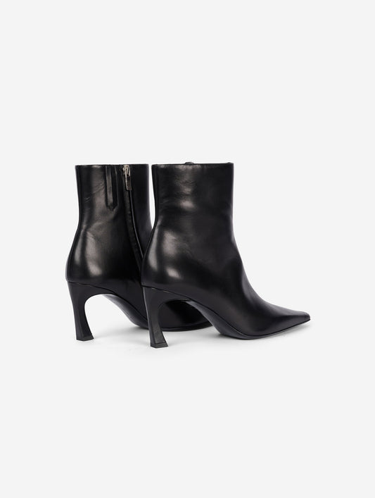 Black leather zip-up comma-heel ankle boots