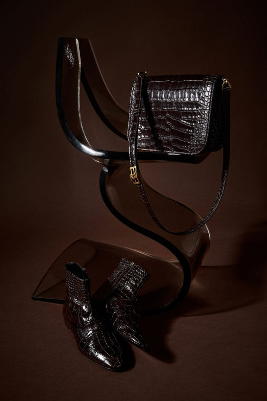 "Touch Me" bag in embossed brown leather