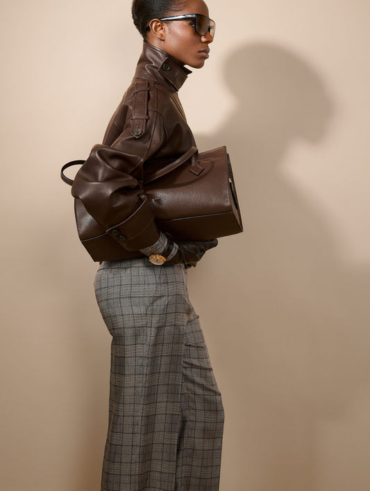 "To B." bag in brown leather