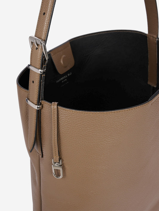 "Big B. Fore" bag in taupe leather