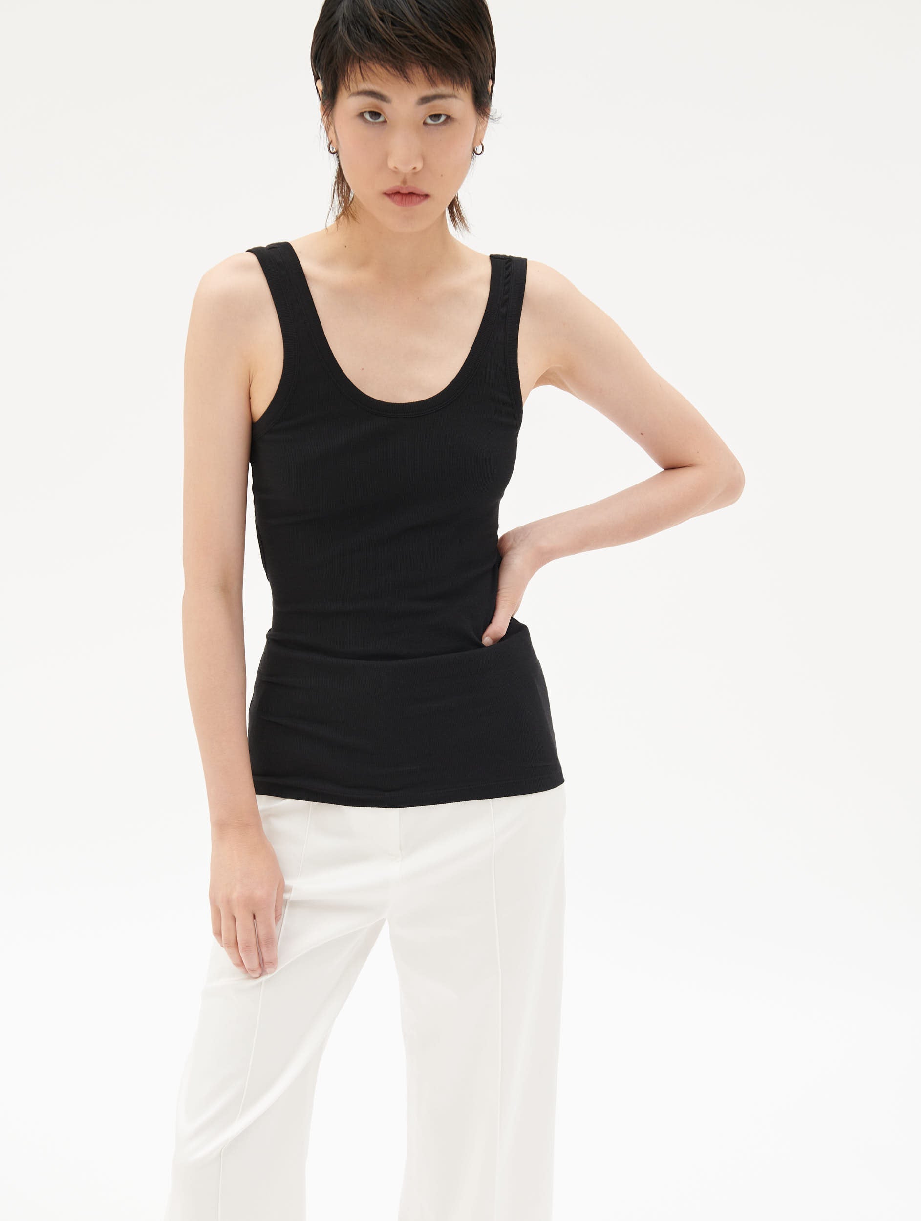 JIMWAG Back ribbon rib tops:black 試着のみ Black ribbed jersey open back tank top | Women | Barbara Bui US