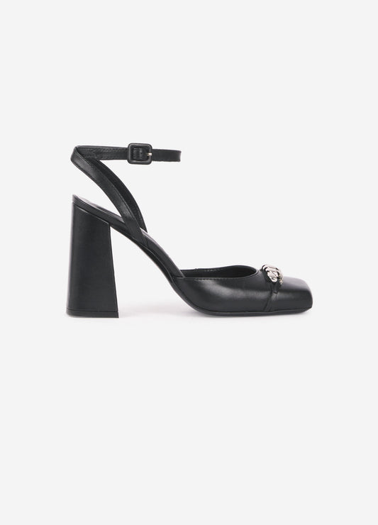 Black leather closed-toe sandals with chain