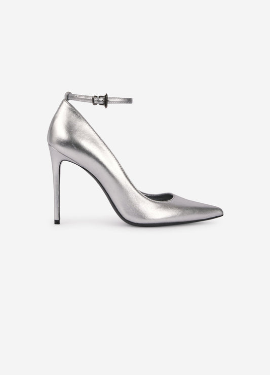 Silver leather pumps